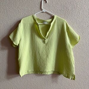 Lucky Brand Women’s Large Cropped Top Crinkle Gauze Boxy Short Sleeve Lime Green